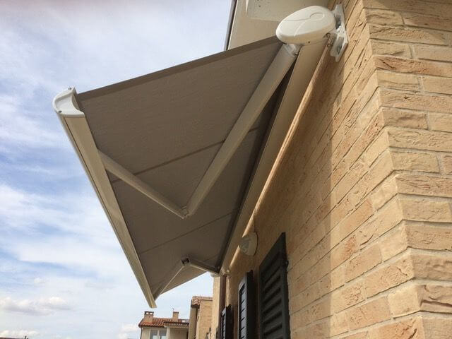 Tenda da sole a bracci Tempotest New 8000 BOX (cassonetto a scomparsa)_zanzariere.com