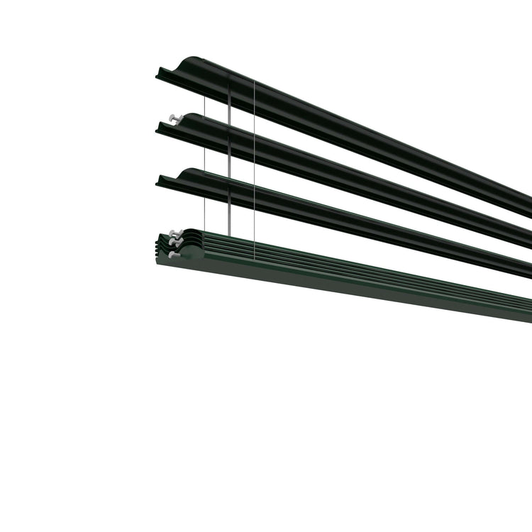 Frangisole guidato con lamelle da 90mm (S90)_zanzariere.com