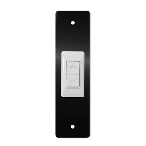 Placca in alluminio composito con pulsante 240 nera