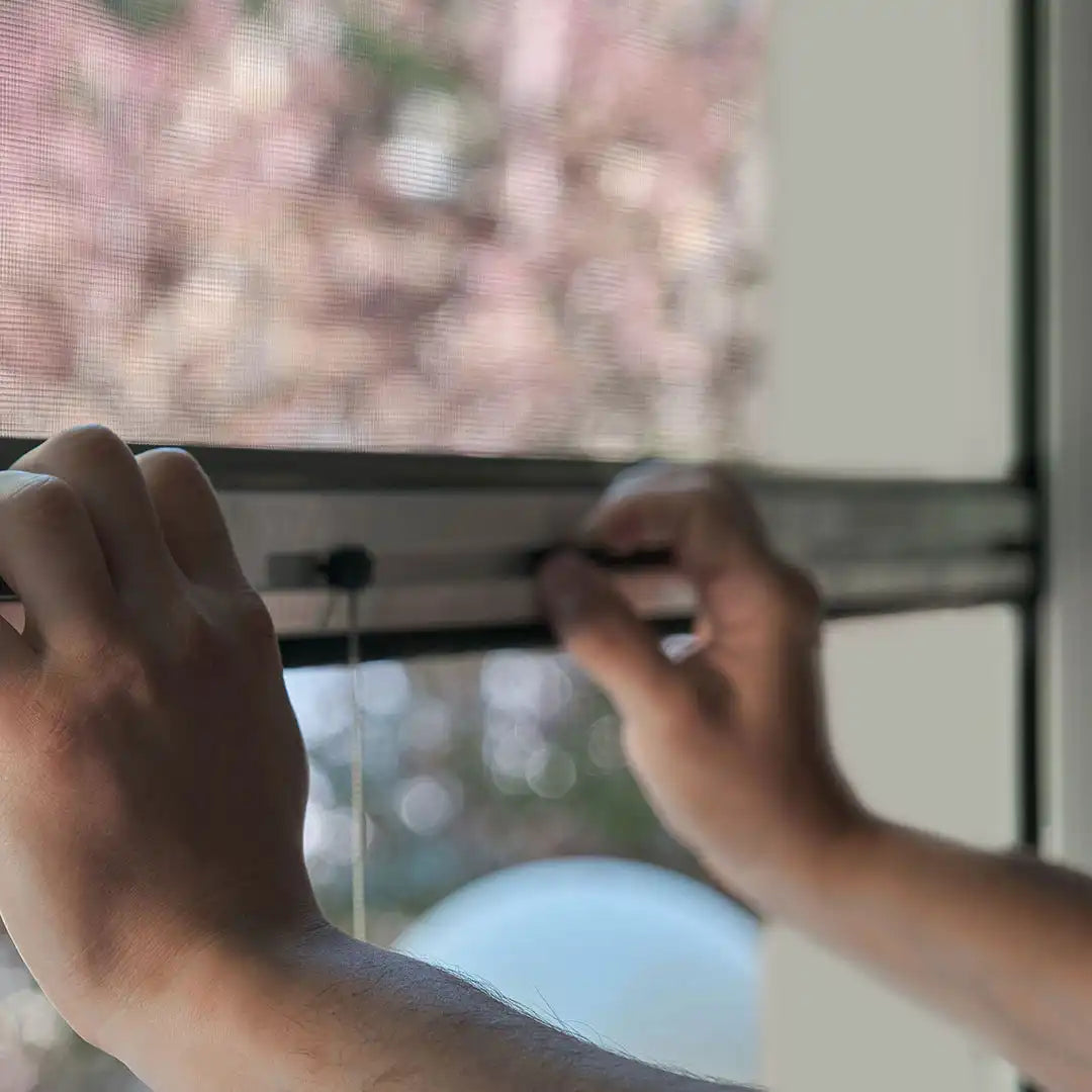 Zanzariere a Incasso su Misura